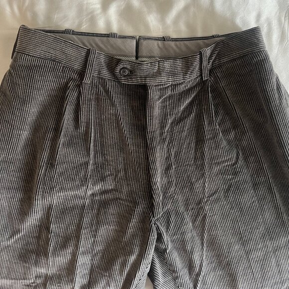 American Trench Gray Corduroy Pleated pants - Picture 5 of 8